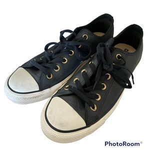 Black leather converse